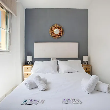 Apartment Heroes De Sostoa 56